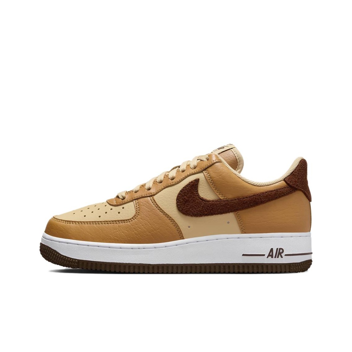 حذاء نايك إير فورس 1 من الجلد  - مراجعة Nike Shoes Air Force 1 وسعره